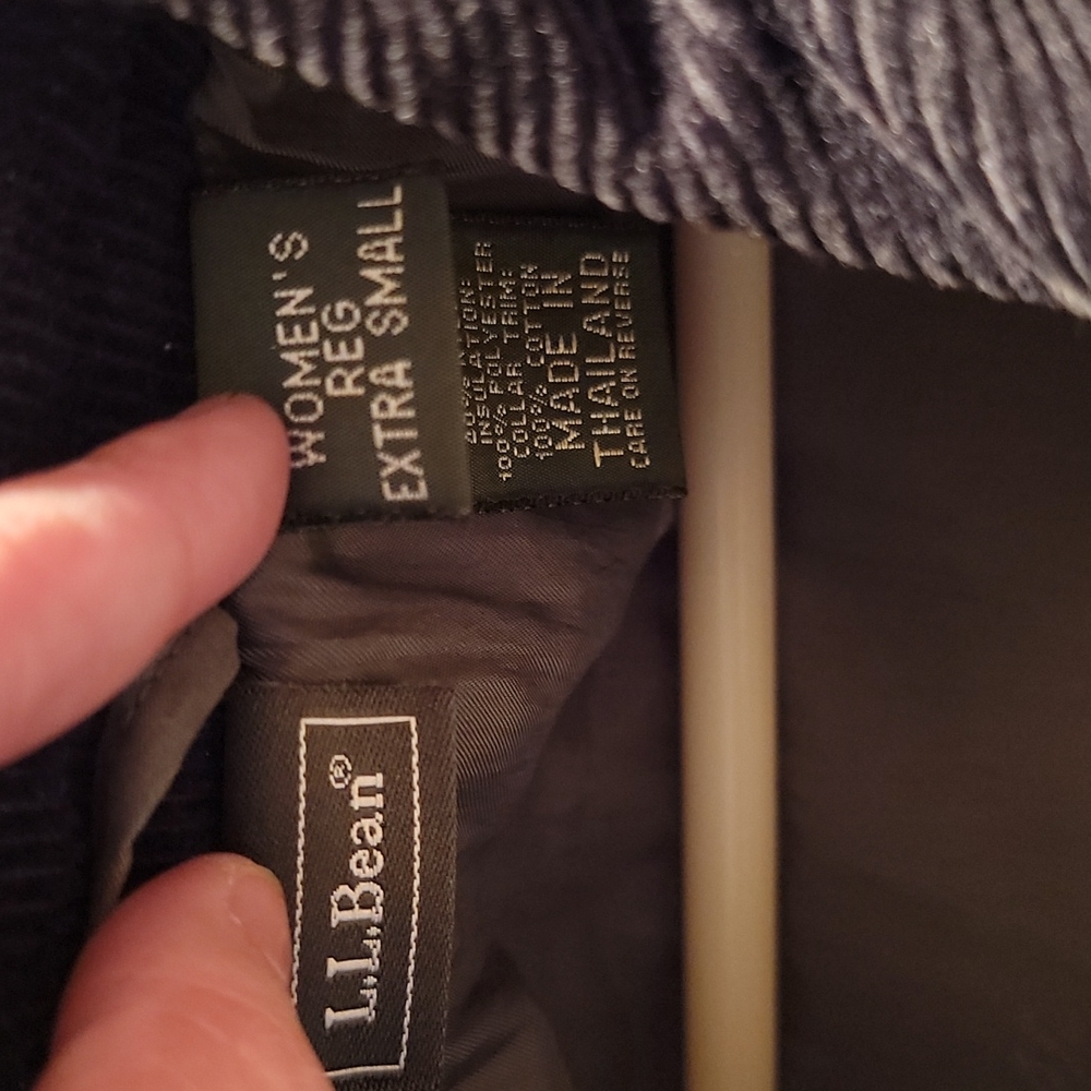 LL Bean Olive Vest - Picture 5 of 5